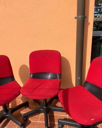 tre sedie da ufficio