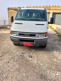 Iveco Daily 35c11 7 posti ribaltabile trilaterale