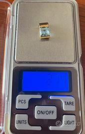 Ciondolo con pietra azzurra Oro 18k