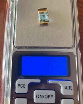 Ciondolo con pietra azzurra Oro 18k