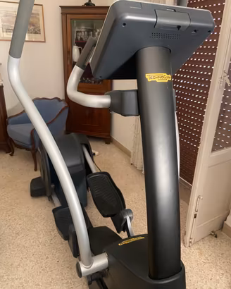 Ellittica Technogym