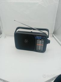 Panasonic RF 2400D radio