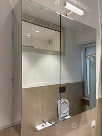 Specchio contenitore bagno