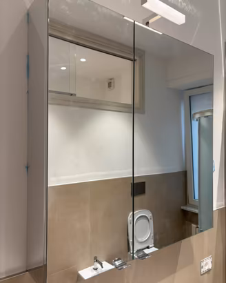 Specchio contenitore bagno