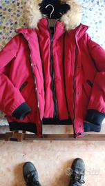 abbigliamento in buone condizioni 