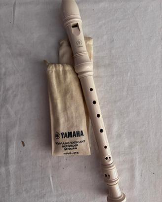 Flauto Yamaha Yrs-23