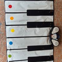 gioco pianoforte suonabile con i piedi