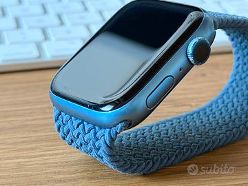 Apple Warch serie 7 45cm con cinturino  Apple Solo