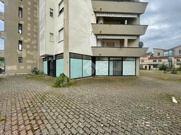 NEGOZIO A FIGLINE E INCISA VALDARNO