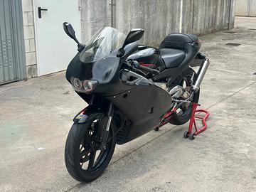 Rs 125 2t