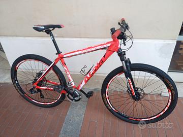 bicicletta MTB 27,5  disc usata