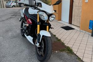 Triumph speed triple 1050r
