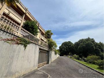 Monolocale a Lesa