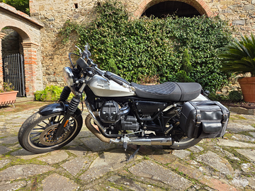 Moto guzzi v9