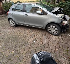 macchina incidentata