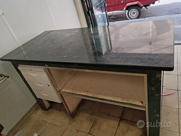 Banco da lavoro per negozio,banco per cassa