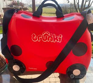 Trolley trunky coccinella