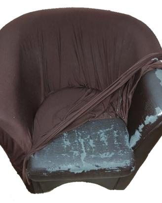 poltrona a pozzetto con copripoltrona