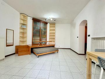 Mobile con cabina armadio/letto/divano/librerie