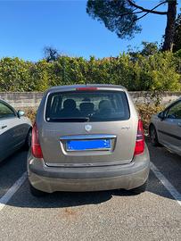 Auto lancia musa 2007