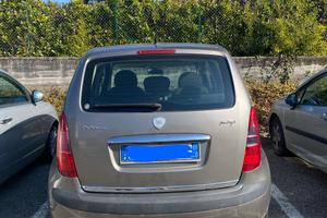 Auto lancia musa 2007