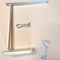 Lampada dimmerabile da tavolo con porta USB