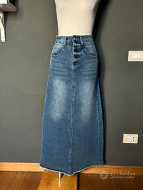 Gonna lunga in denim vita alta con spacco