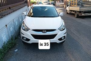 Hyundai  IX35 1.6 benzina scambi/permute 