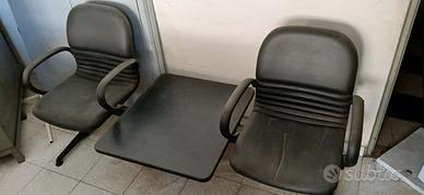Poltroncine complete di tavolino per sala d'attesa