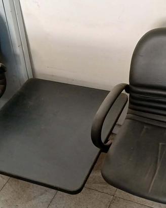 Poltroncine complete di tavolino per sala d'attesa