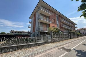 Appartamento di 107 m² con 4 locali e box auto a B