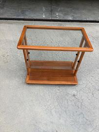Mobile porta TV vintage in legno e vetro su ruote