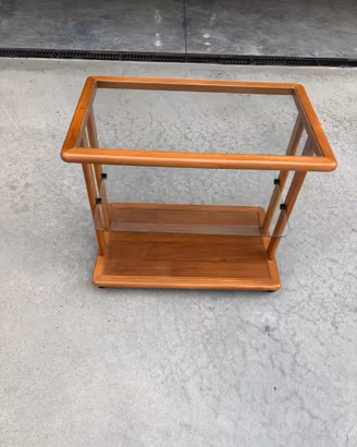 Mobile porta TV vintage in legno e vetro su ruote