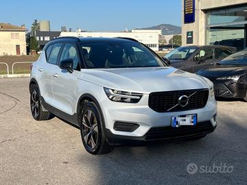 VOLVO XC40 T4 Recharge PHEV R-design Autocarro n