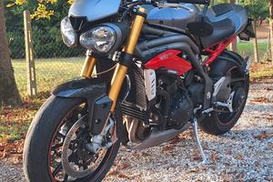 Speed Triple 1050 R 