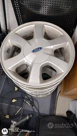 Cerchi in lega 15" ford fiesta ka