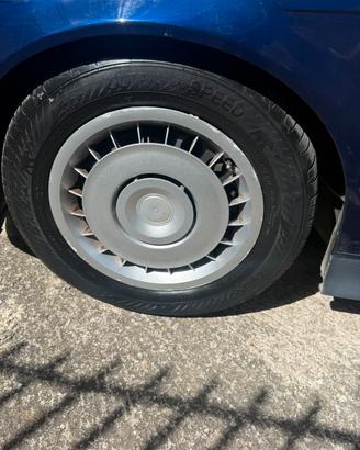 Cerchi+Gomme+Copricerchio R15