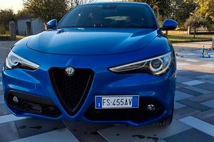 Alfa Romeo Stelvio 2.2 210cv Blu Misano