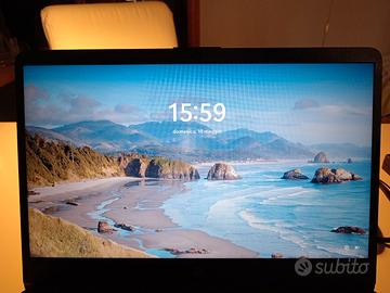 HP Laptop 14" - Windows 11 - Sottile e Leggero