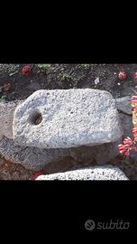 scifo e pietre con anello antiche