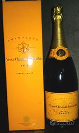 VEUVE CLICQUOT MAGNUM Veuve Clicquot, Champagne