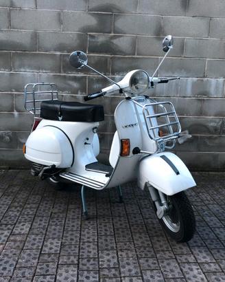 Vespa PX125 E