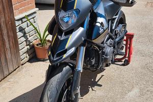 Ducati Hypermotard 796