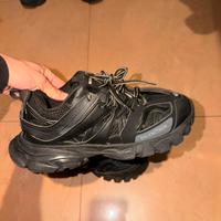 Balenciaga Track nere 44
