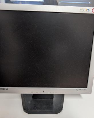 Monitor Samsung SyncMaster 710v Non Funzionante