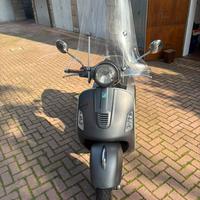 Piaggio Vespa gts 300 super sport