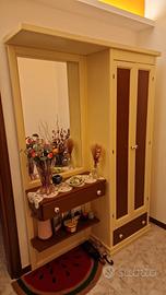 Mobile armadio per ingresso