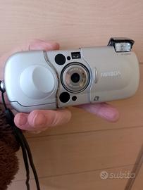 macchina fotografica MINOLTA VECTIS. per collezion