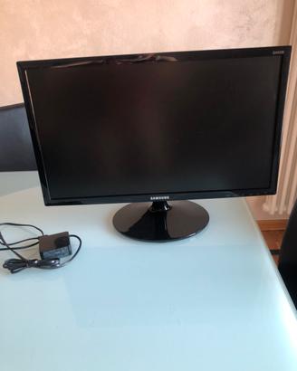 Monitor 24 “ samsung S24D330