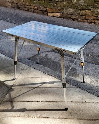 Tavolino pieghevole (campeggio e simili)